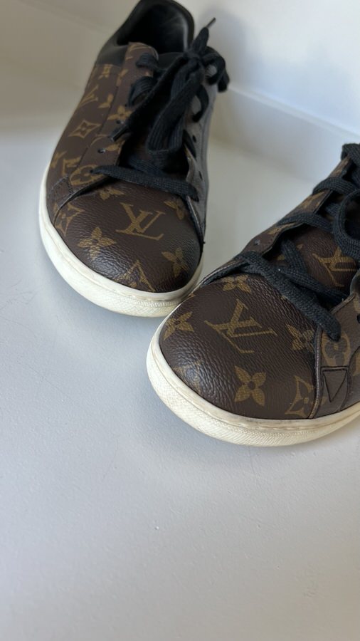Louis Vuitton Monogram Tennis Shoes Men 9 LVLENKA Luxury Consignment