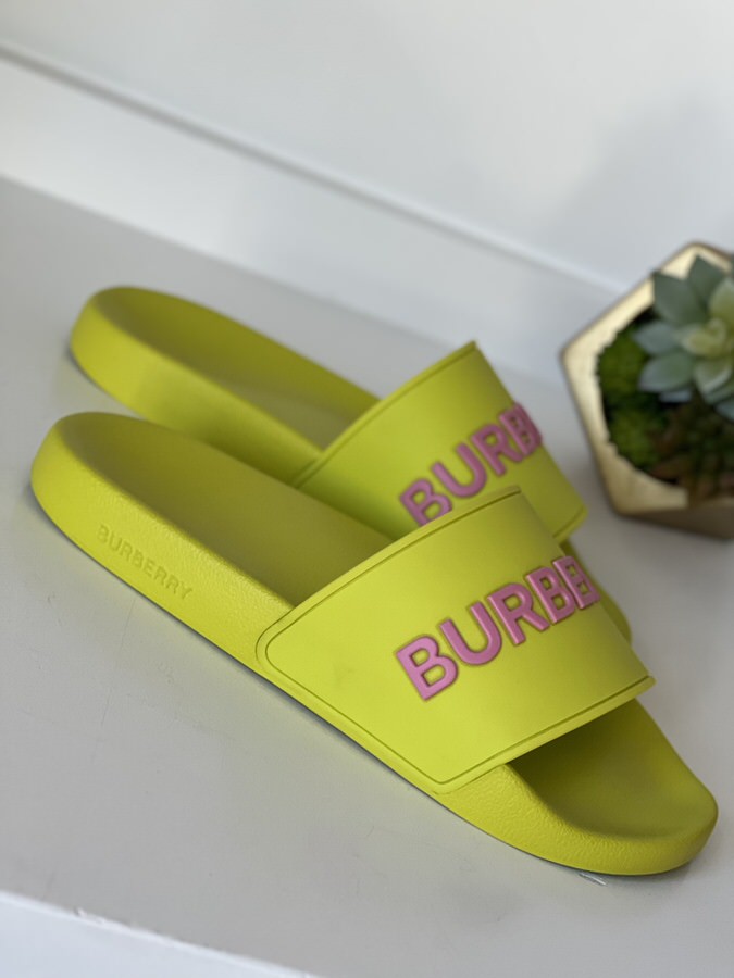 Burberry Slides 40 LVLENKA Luxury Consignment