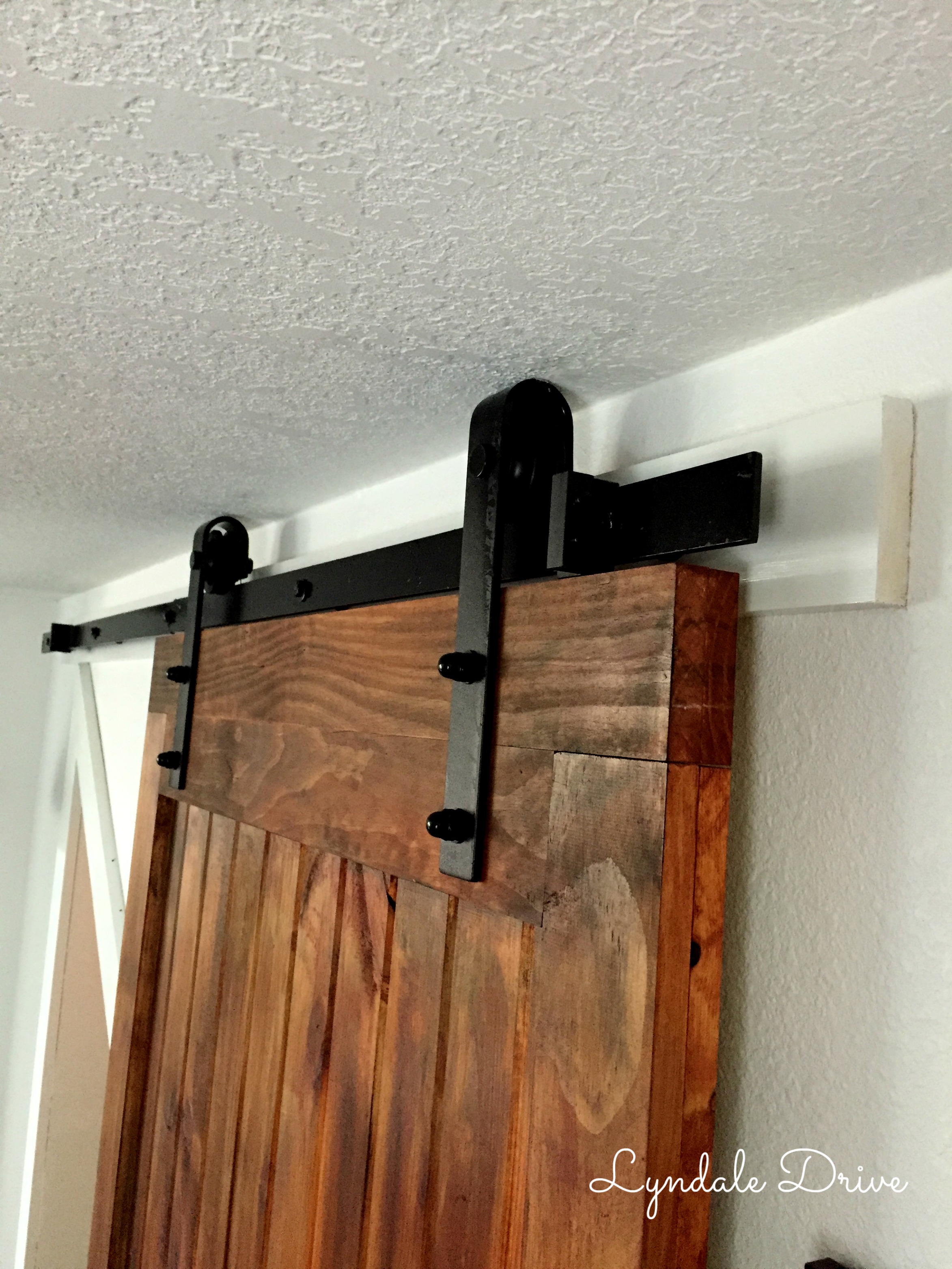 barndoorbracket Lyndale Drive