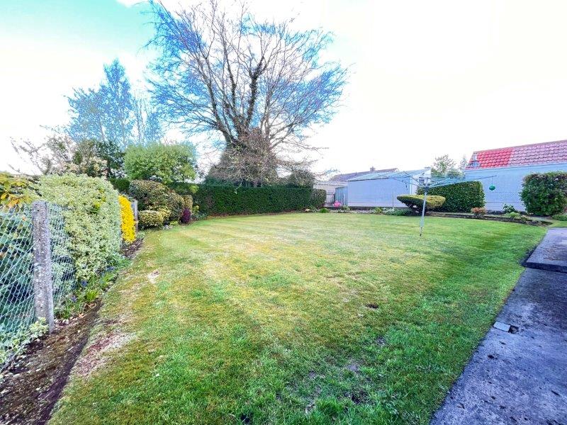 20 Old Grange Avenue, Ballymena Detached Bungalow L&B