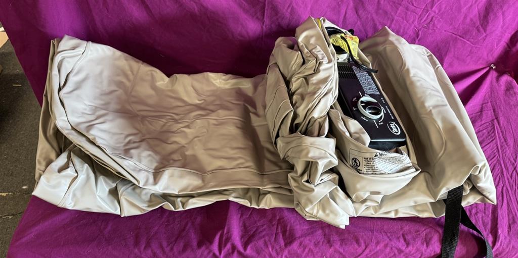 Serta Air Mattress with Built In Pump Never Used