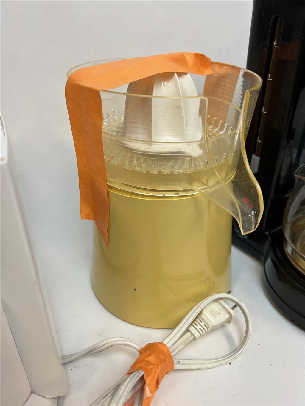 Small Kitchen Countertop Appliances Coffee Maker