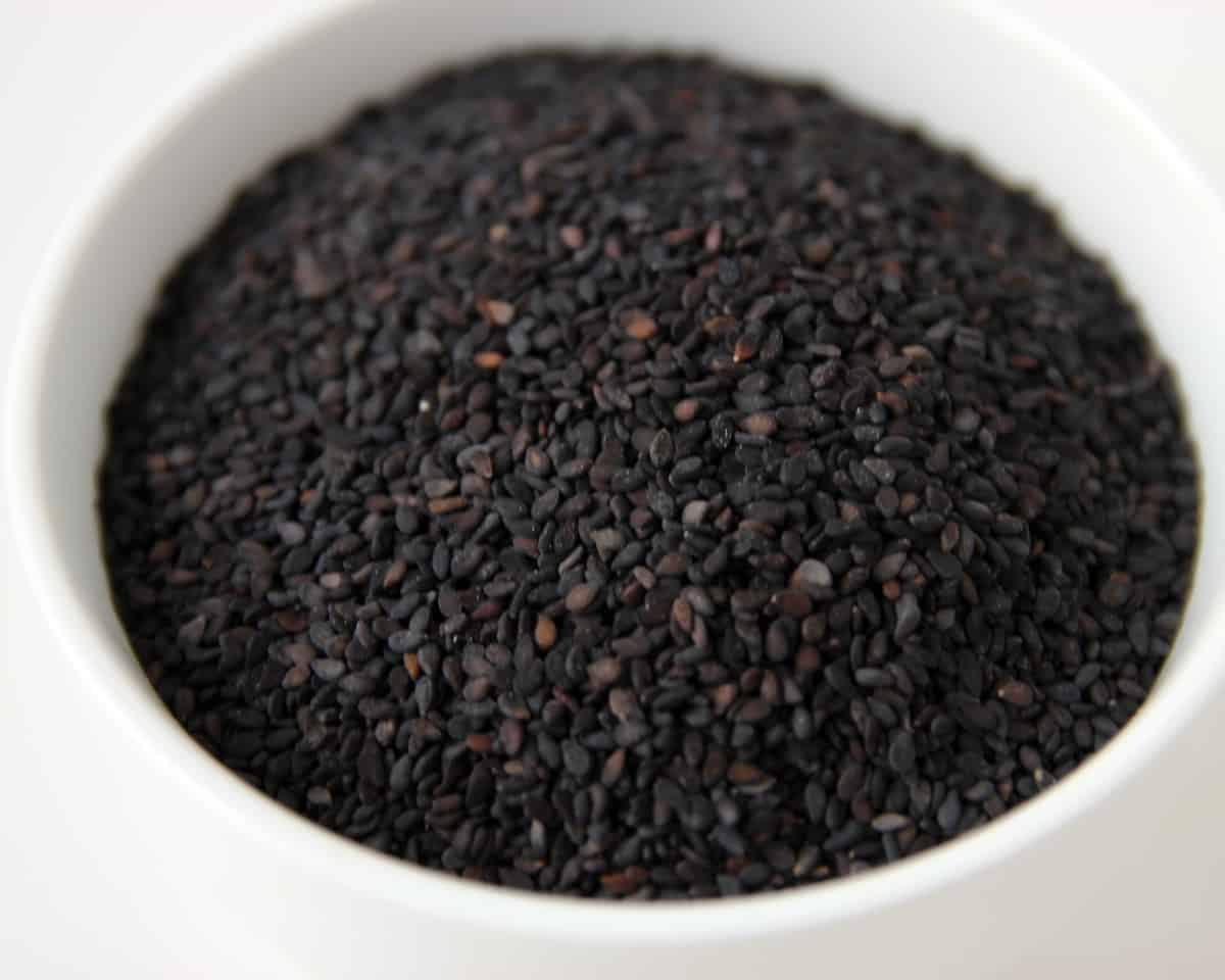 Black sesame seeds (Heukimja) Korean cooking ingredients