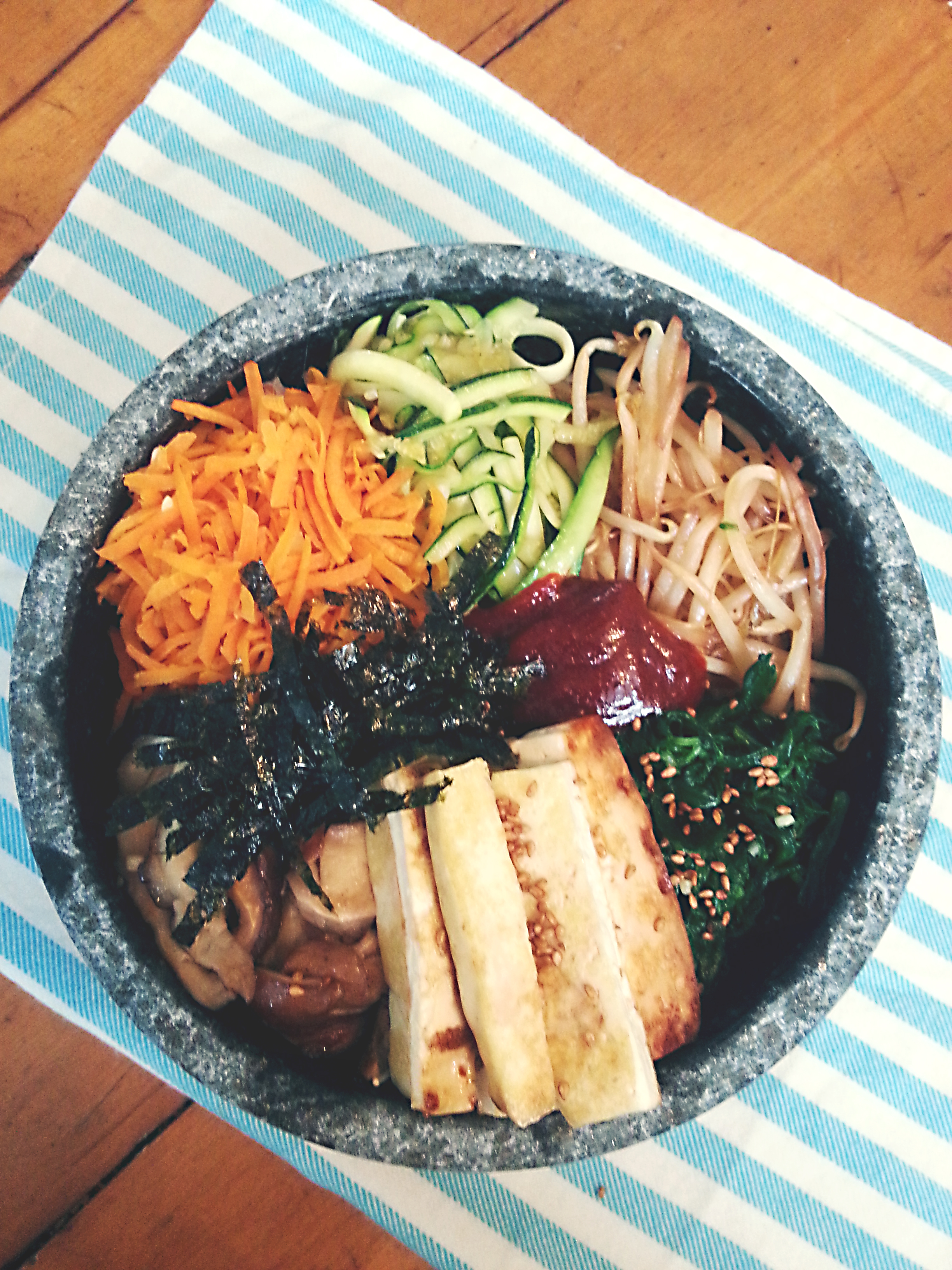 Korean food photo Dolsot bibimbap