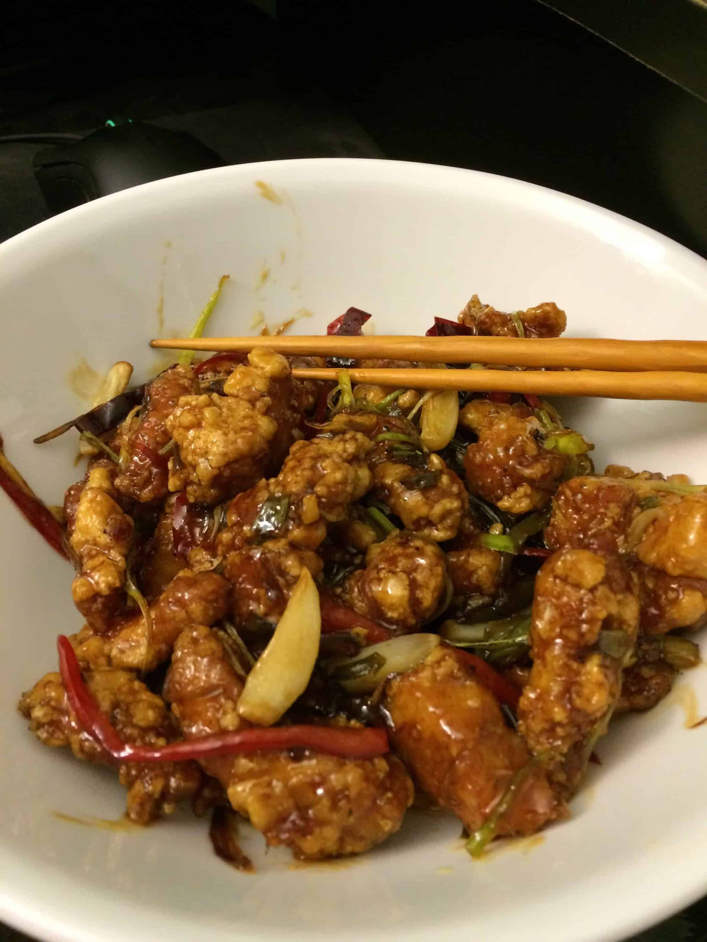 Korean food photo Spicy Garlic Fried Chicken Kkanpunggi on