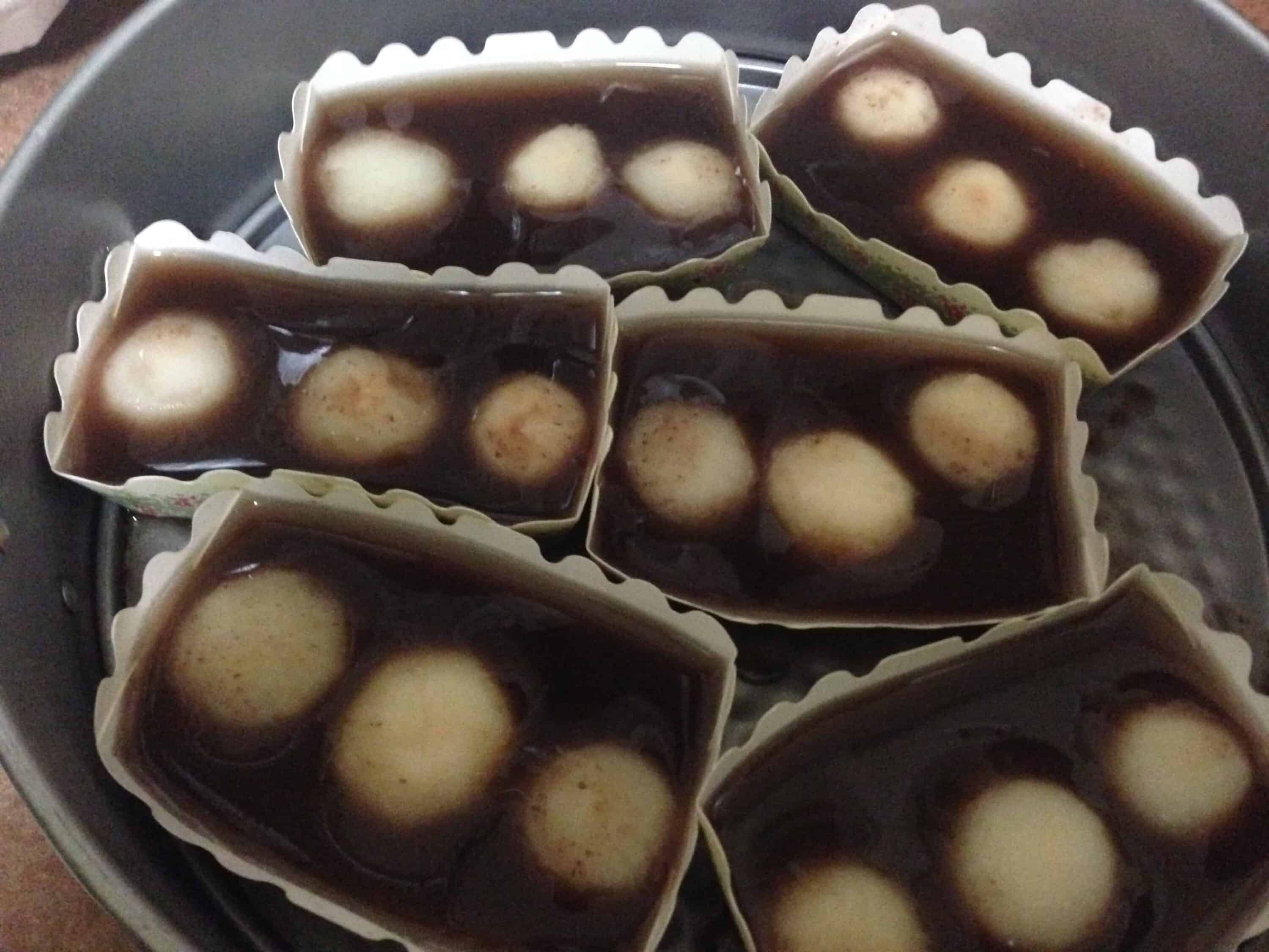 Korean food photo yanggaeng Sweet red bean jelly ) on