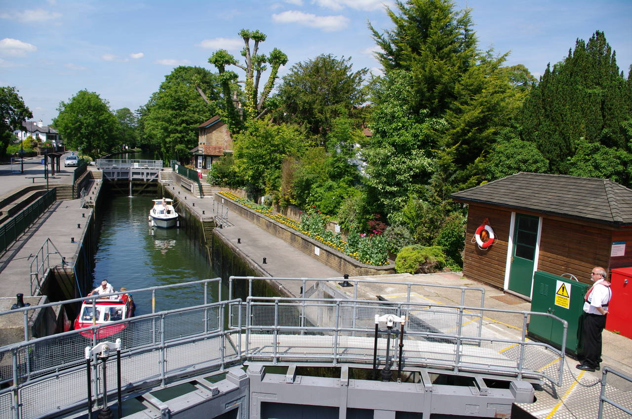 Thames Path National Trail Stage 8