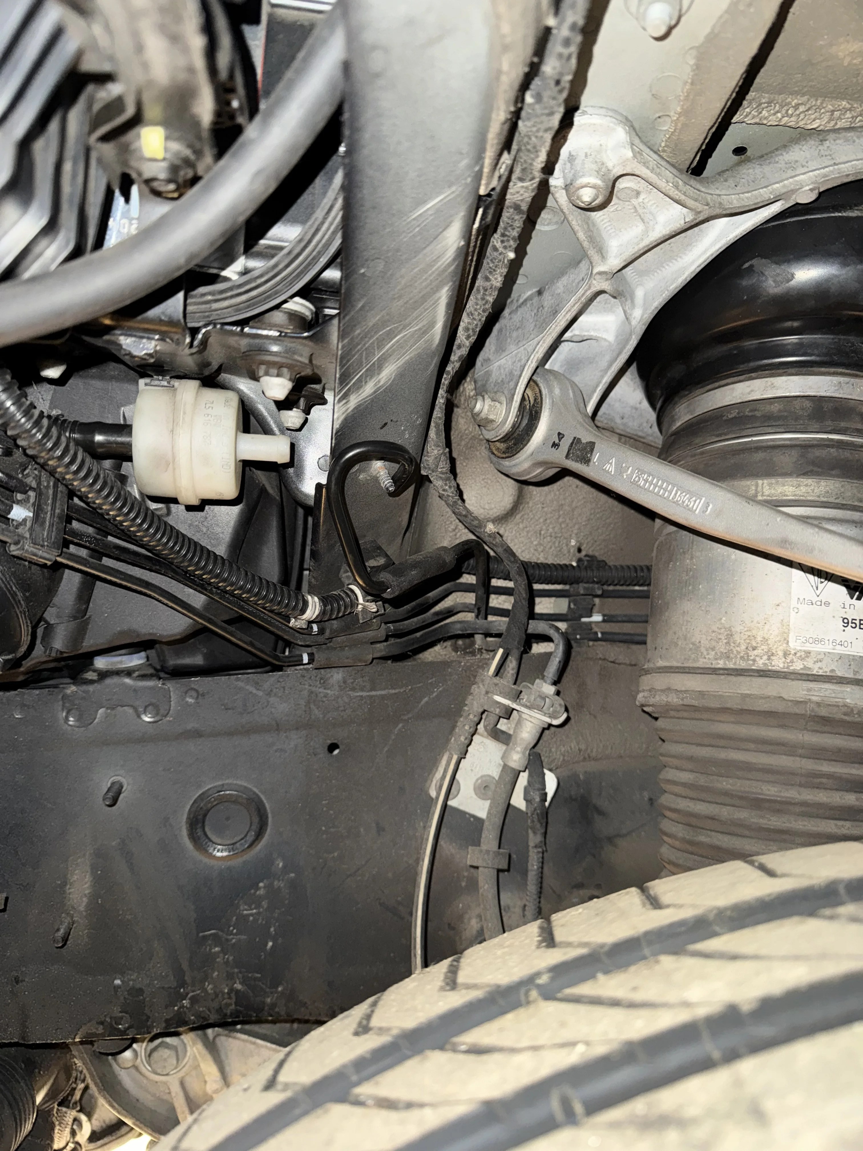 Help identifying PASM connections | Porsche Macan Forum