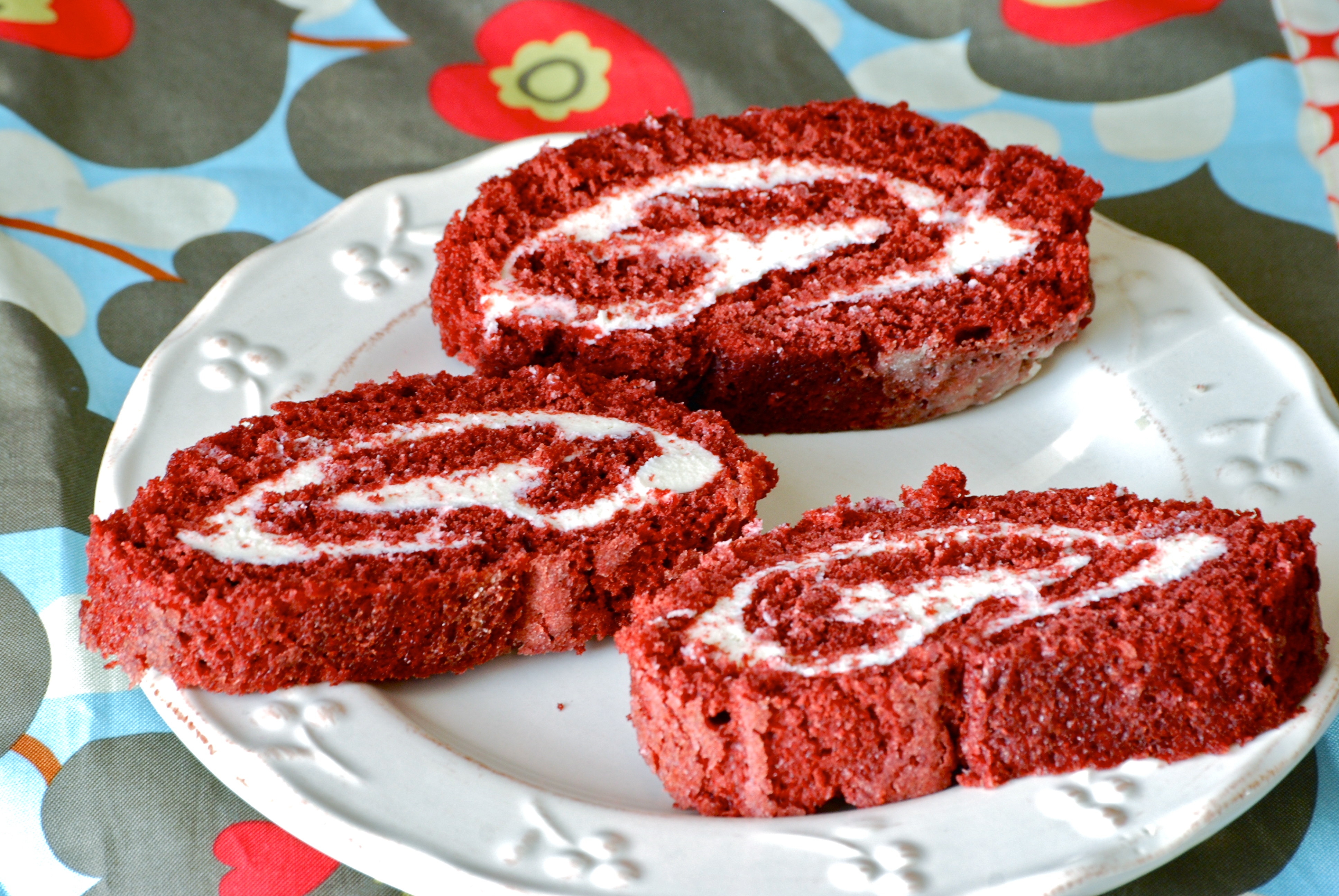Red Velvet Cake Roll
