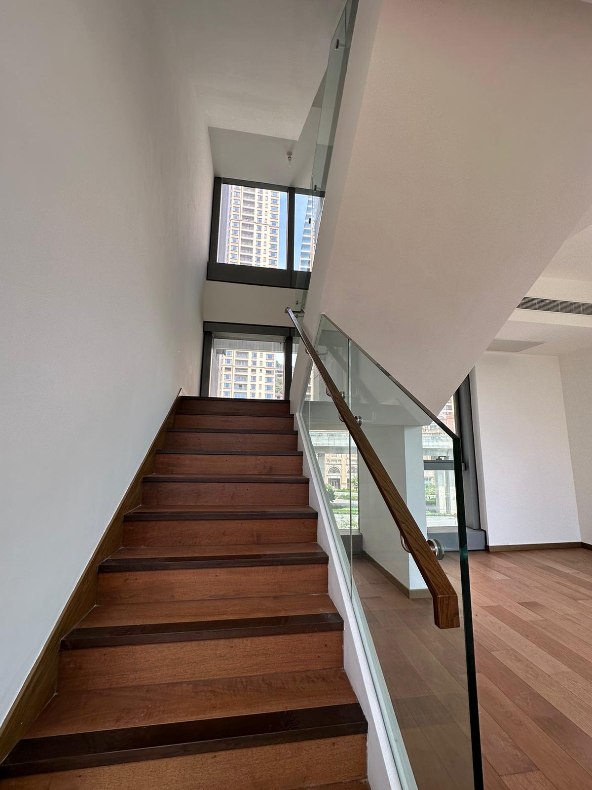 Macau Rent Townhouse in Taipa (For Rent) w/ Two Parking