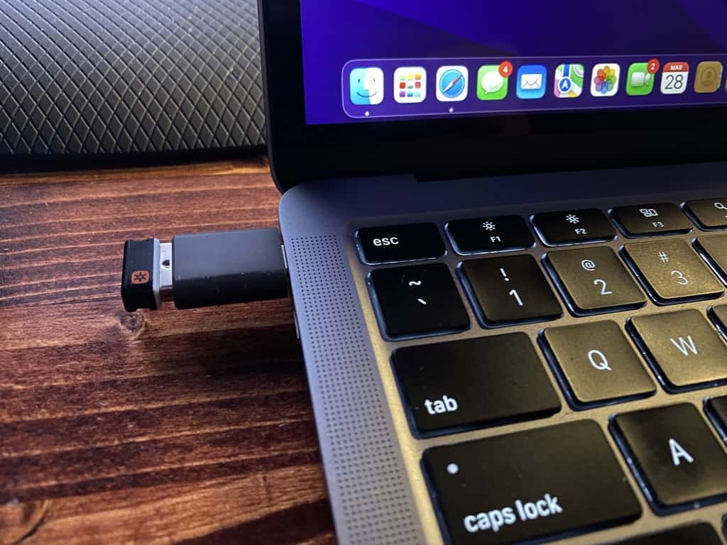 How to Connect Logitech Mouse to MacBook - [Easy Guide]