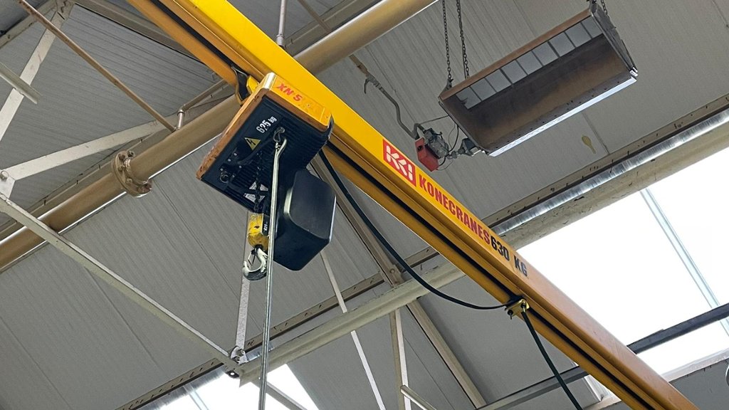 KONE CRANES 2 x 630kgs Overhead Hoists on roof supported track.Pendant