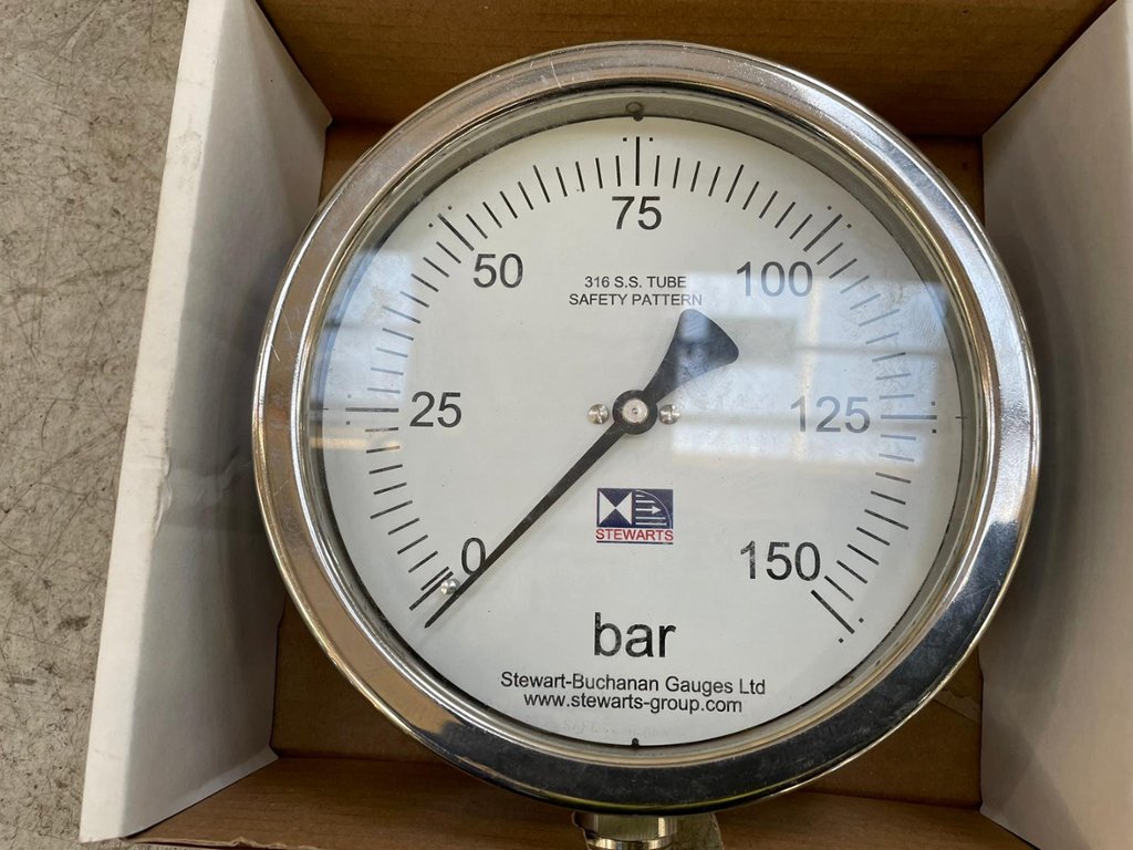 6 x 150 bar Pressure Gauges