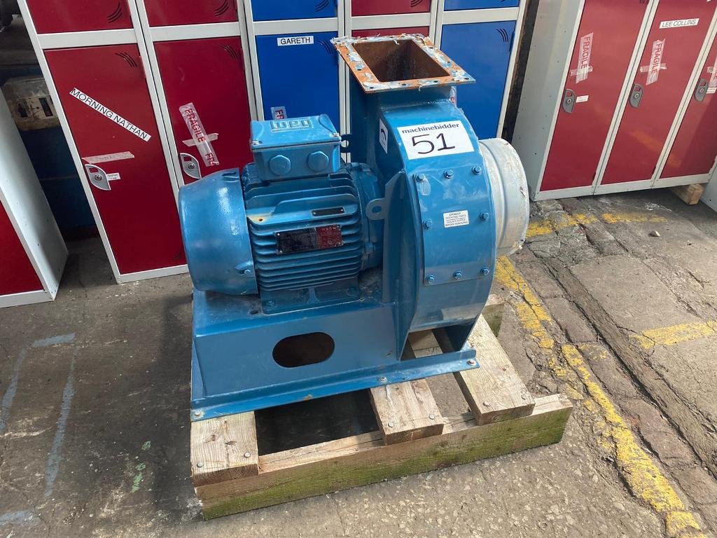 Industrial Extraction WEG W22 Premium Motor