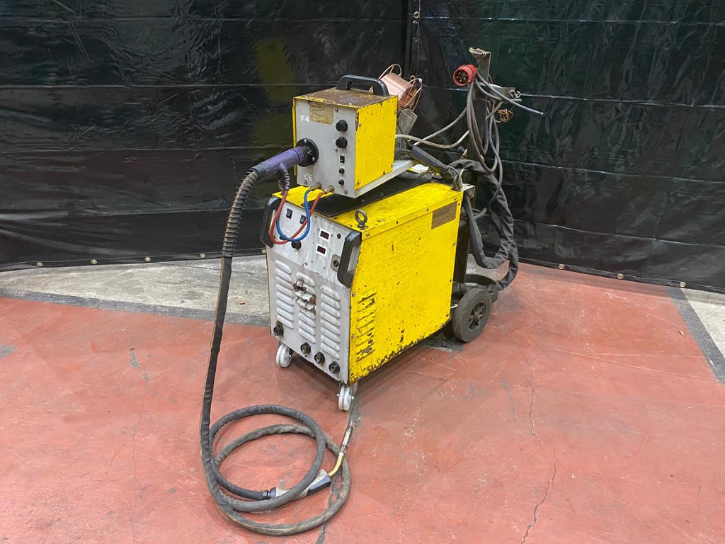 MIG Welder with Wire Feed Unit