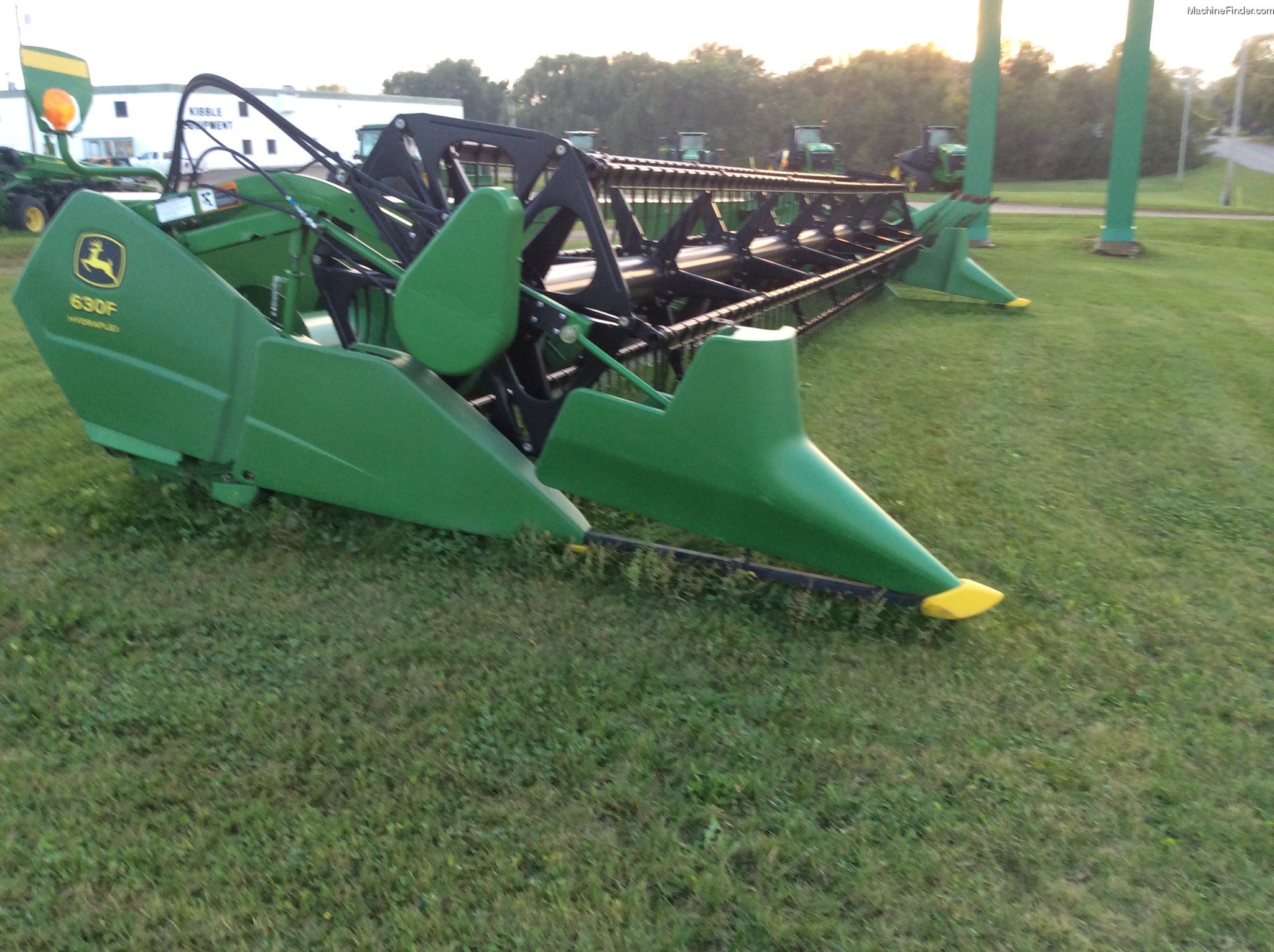 2004 John Deere 630F Combine Cutting Platforms - John Deere MachineFinder