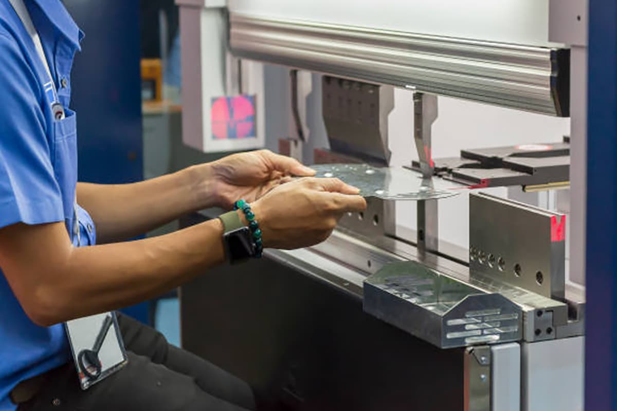 Press Brake Forming Practice Essential Guide MachineMFG