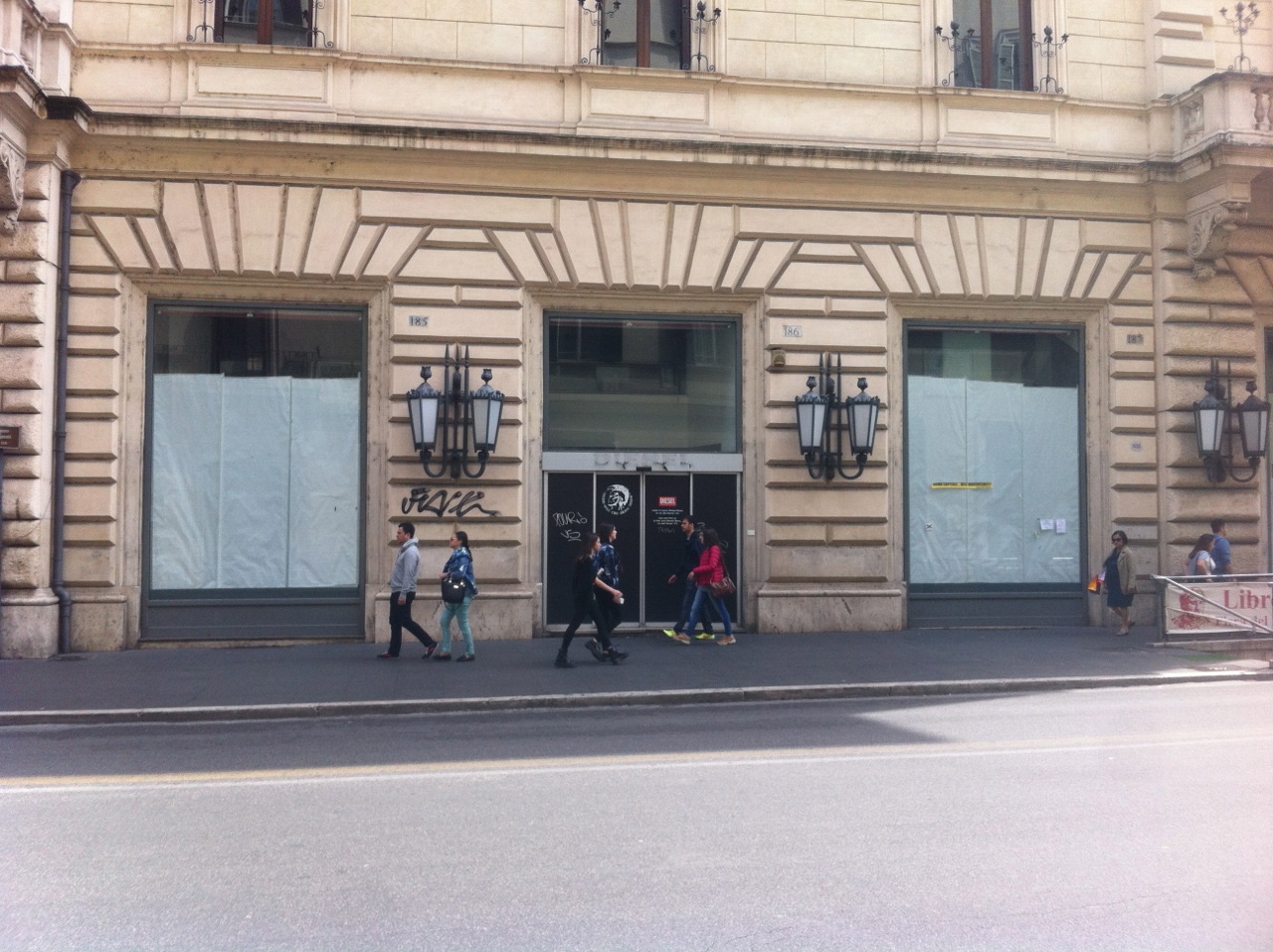 Apple Store Via del Corso a Roma, partiti i lavori