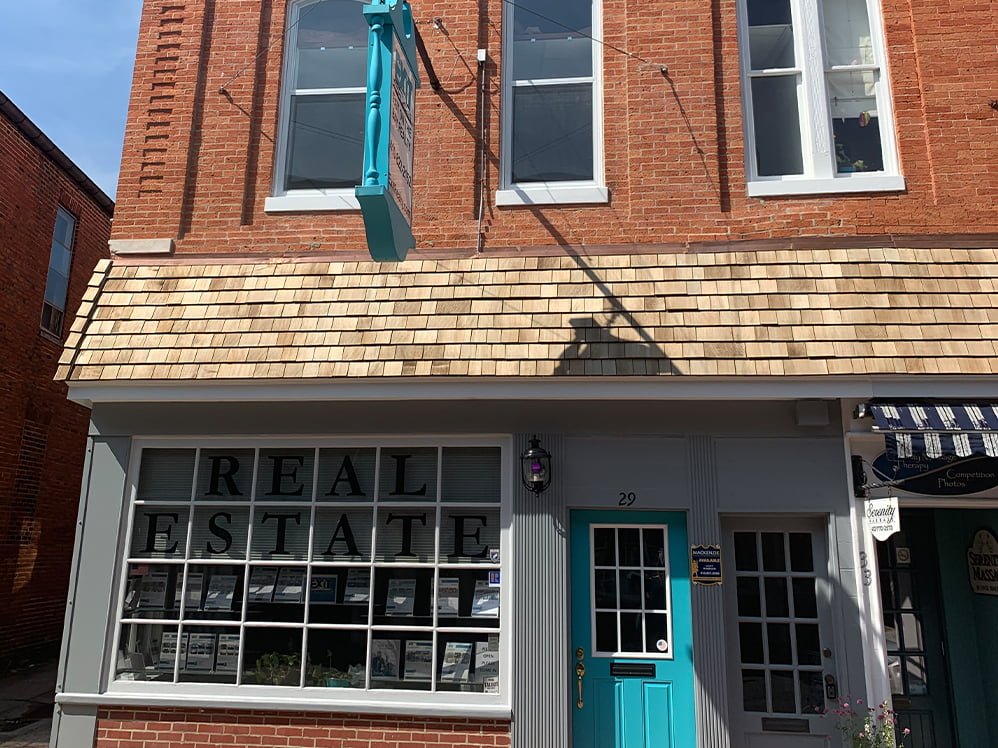 29 E. Dover Street MacKenzie Commercial Real Estate