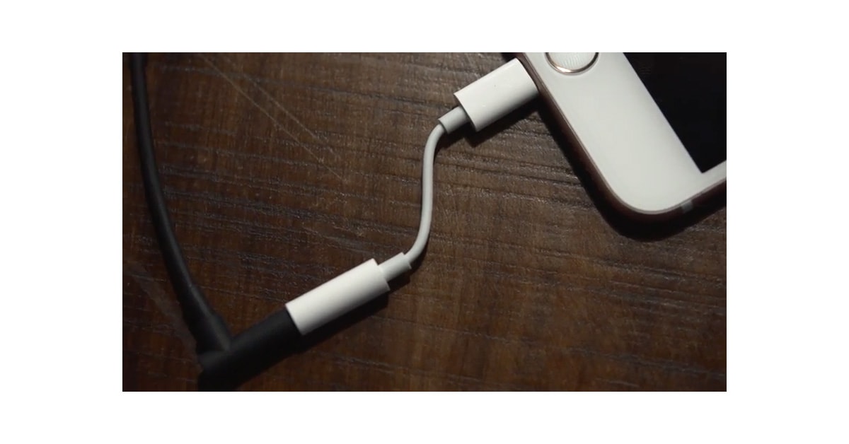 Video Claims to Show Apples iPhone Lightning Audio