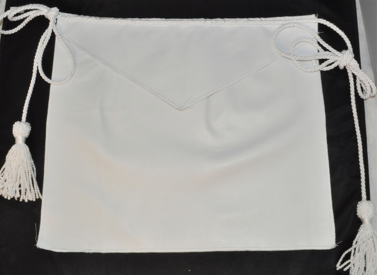 Lambskin Masonic Apron lined apron and flap