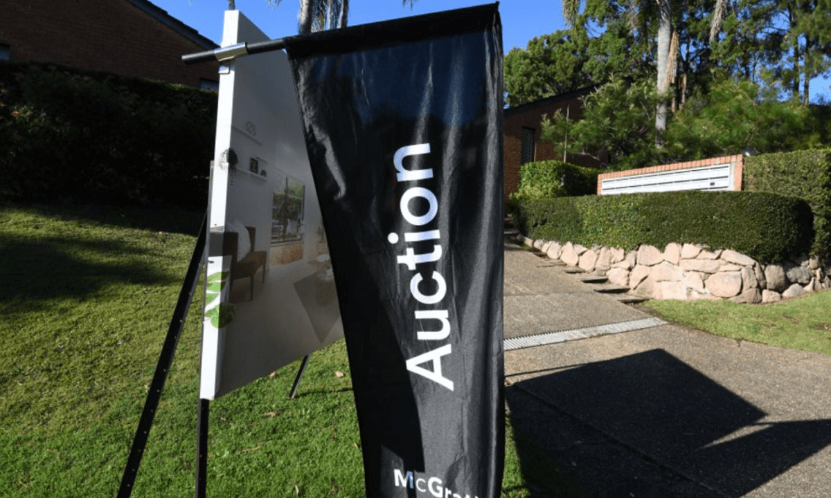 Sydney's final auction clearance rate falls below 80 MacroBusiness