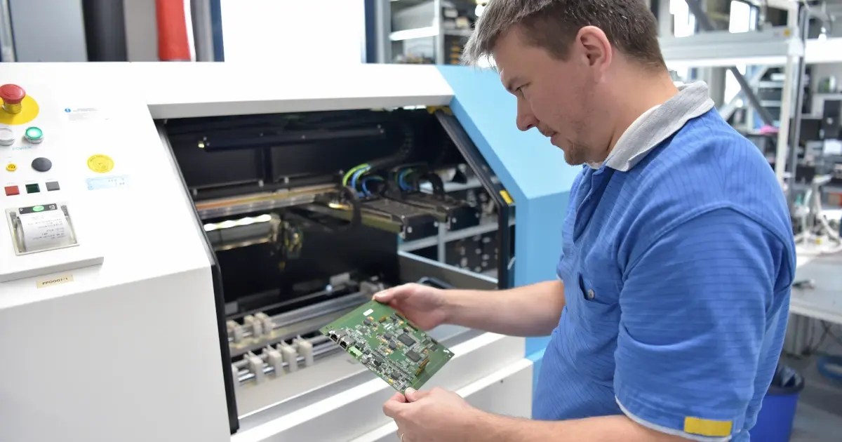 What’s Changing in US Electronics Manufacturing MacroFab