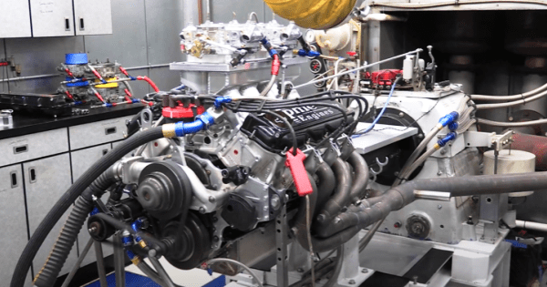 Video: Building a Chevy R07 NASCAR V8 For The Street - 955 HP! - Mac's