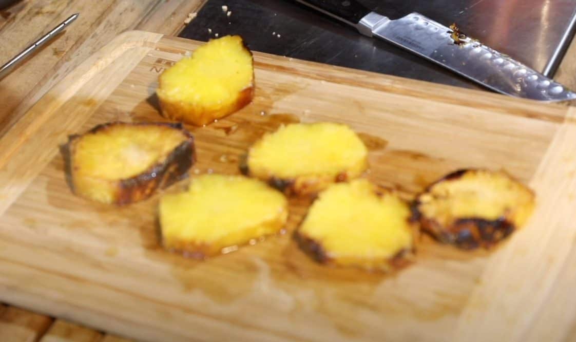 How to Make Smoked Pineapple Mad Backyard jpg (1122x666)
