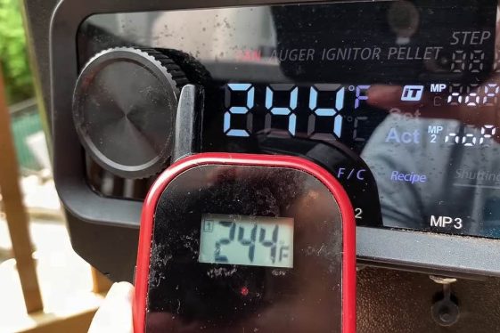 How to Fix the Most Common Pit Boss Temperature Problems | Mad Backyard