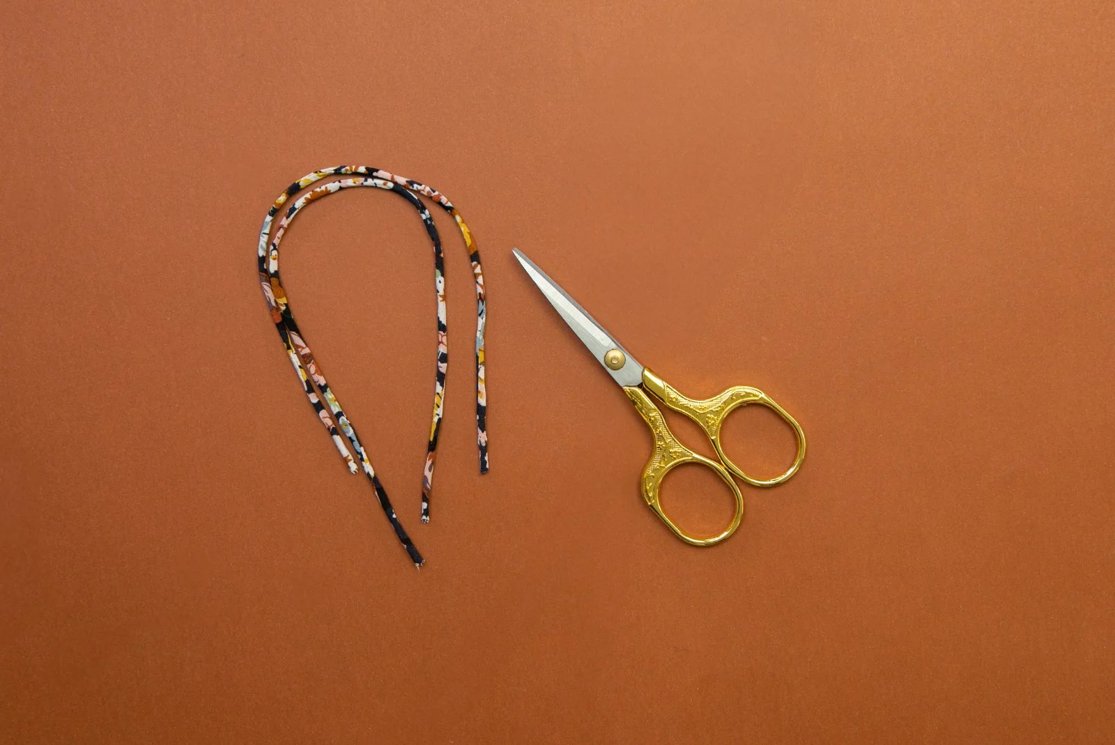 How To Sew Rouleau Made Label