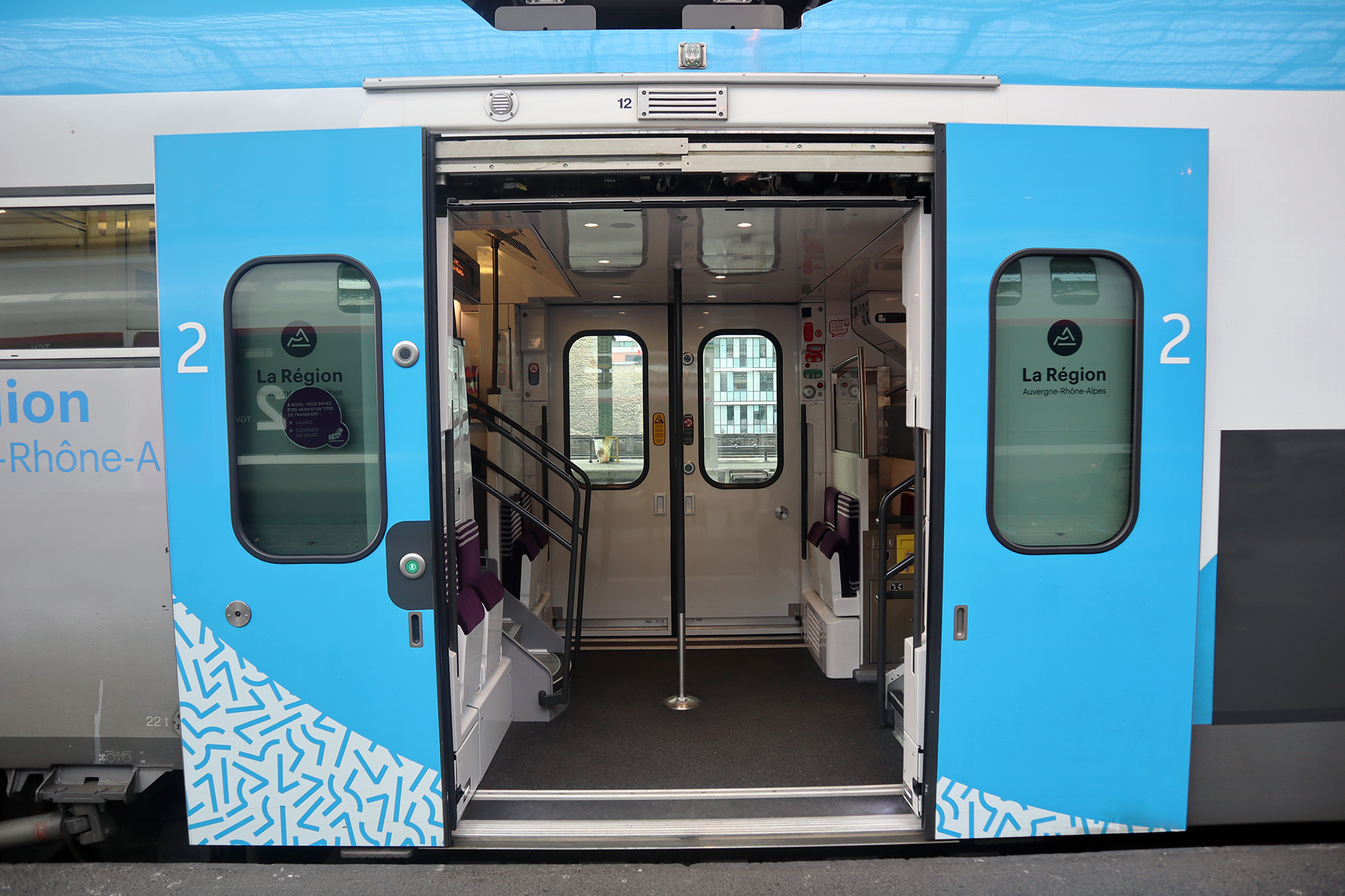 Railway access doors MAFELEC