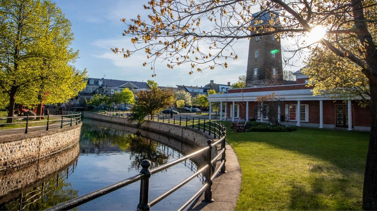 EXPLORE ONTÁRIO Conheça o charme de Perth Discover Magazine