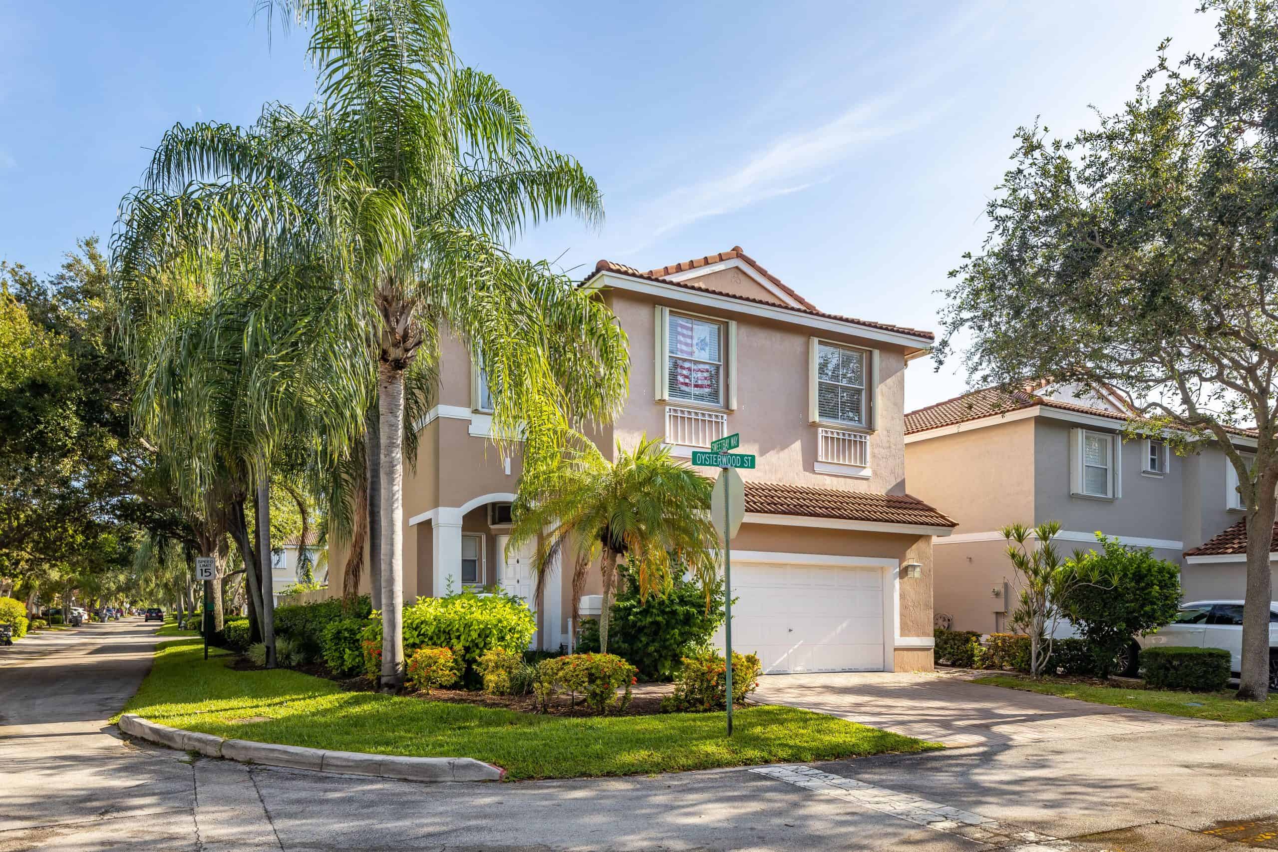 Hollywood Florida Real Estate & Hollywood FL Homes Mager McQueen Group