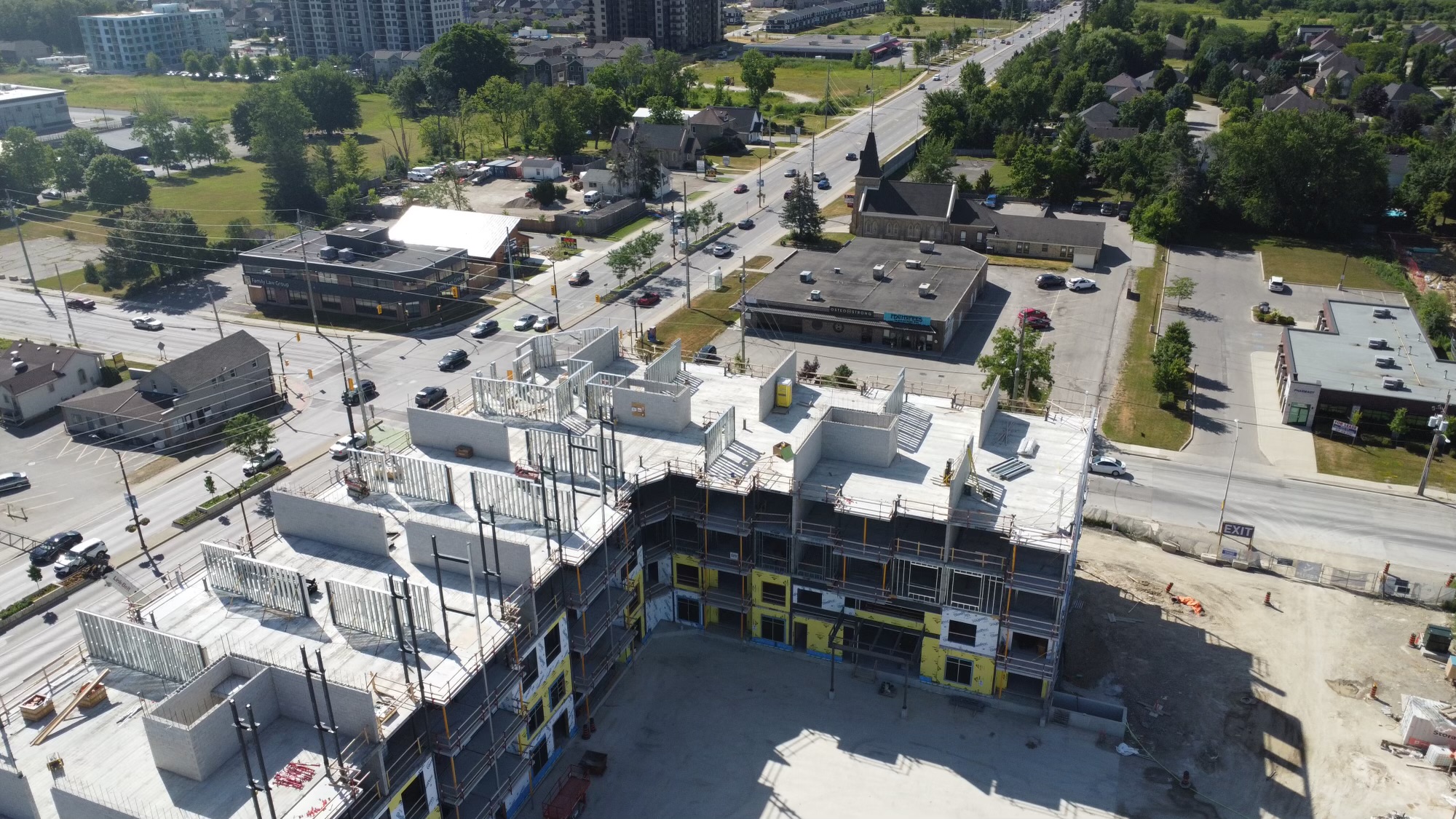 Hyde Park Village Magest