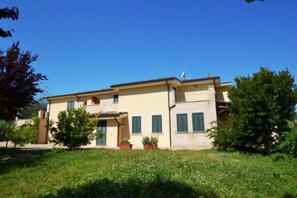 Property for sale le marche,marche real estate for sale,homes for sale