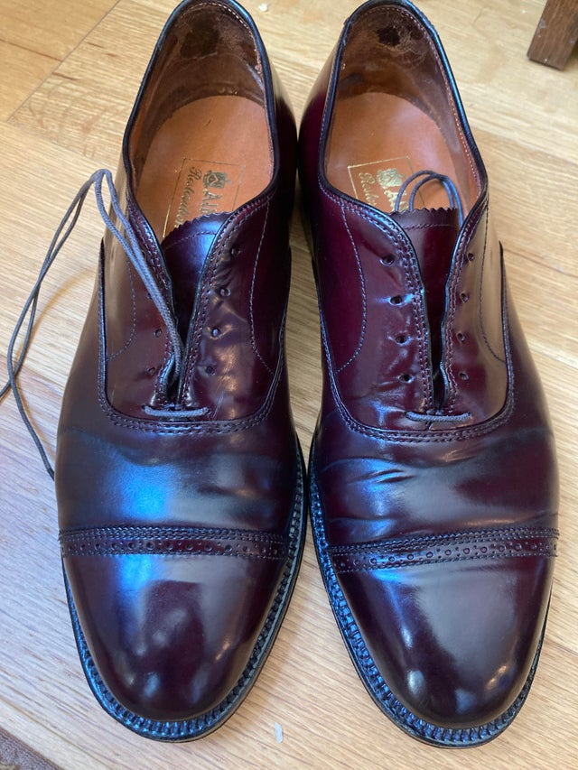 Is Vaseline Good For Leather Shoes? Magic of Clothes