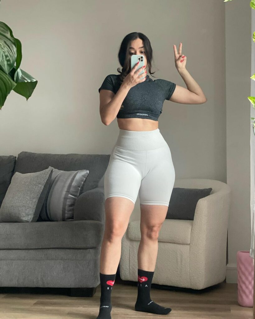 Gymshark Sizing Does It Run True to Size or Small? Magic of Clothes