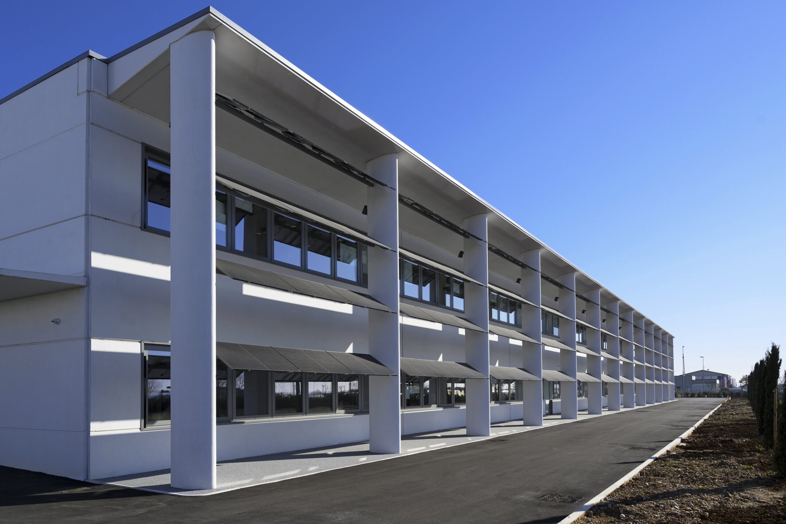 Web elementi prefabbricati per facciate : Blocchi, pannelli e lastre per pareti esterne. Pannelli prefabbricati a cosa servono? Building