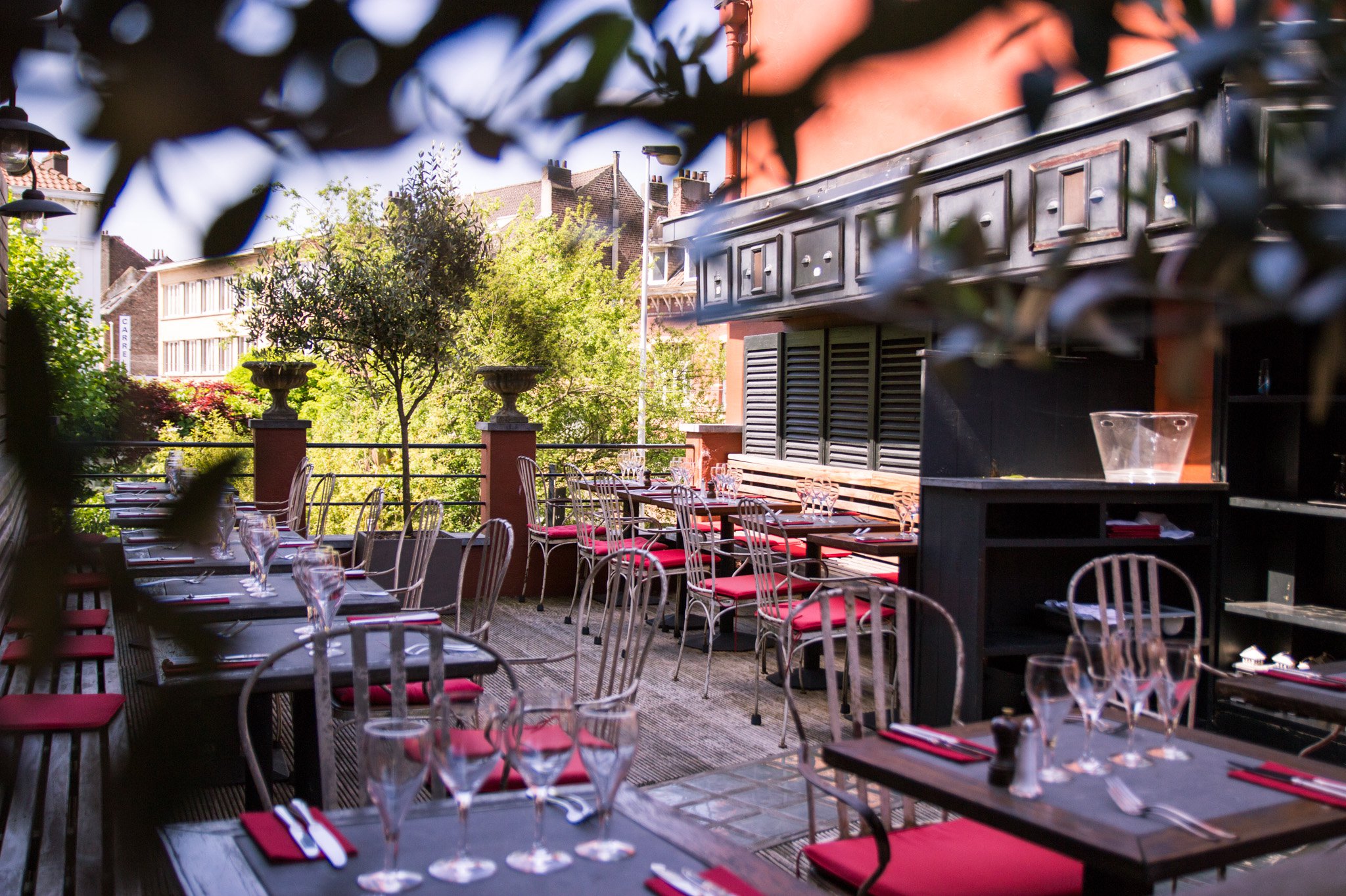 Bar terrasse uccle Mailleraye.fr jardin