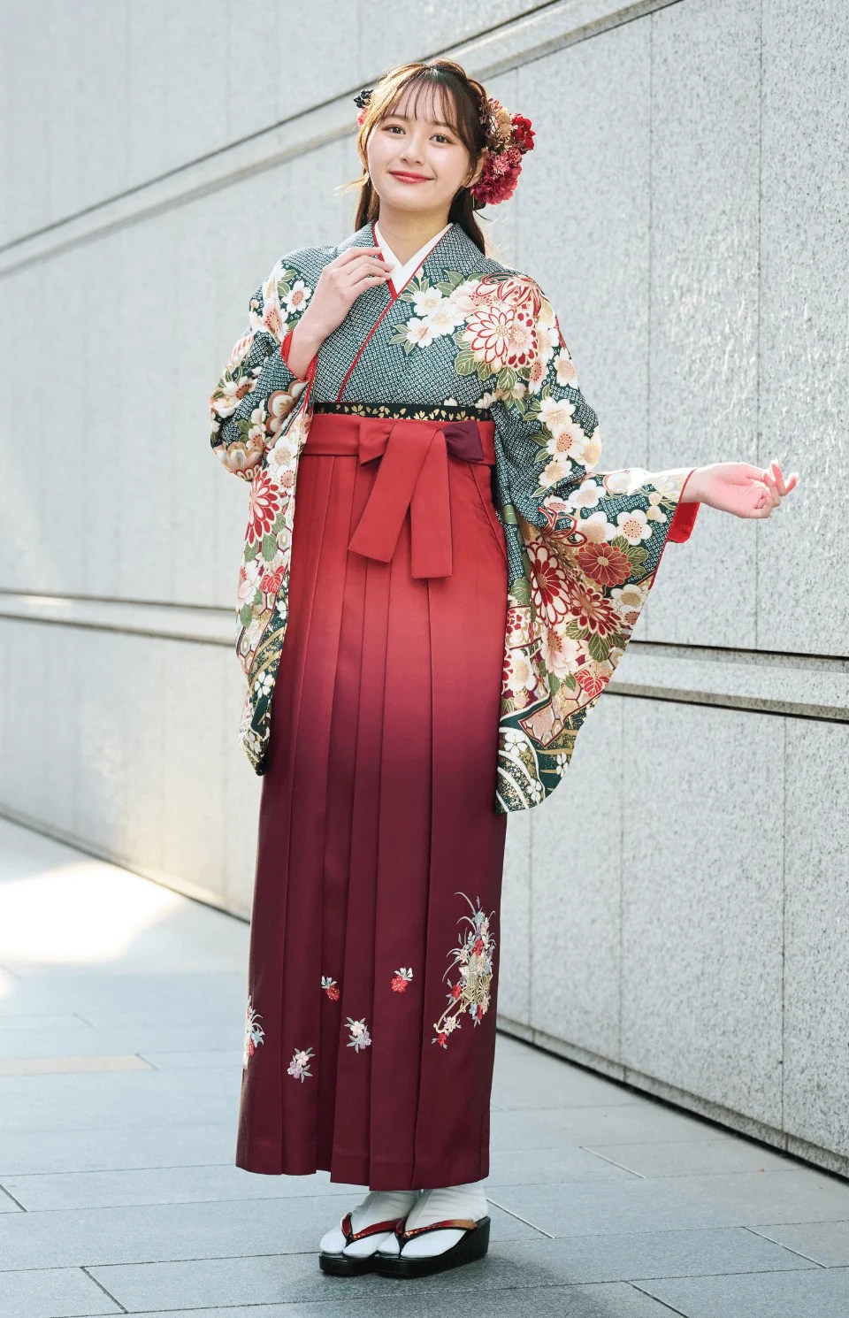 安田女子大学・短期大学｜卒業袴のレンタルはマイム