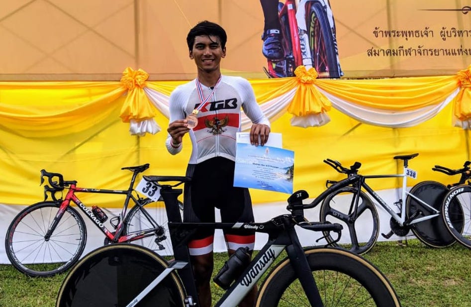 Dealton Finis Kelima ITT Men Elite King Cup Thailand Road