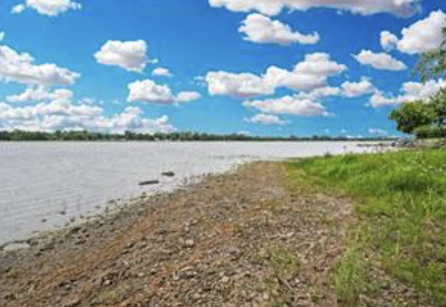 Terrain à vendre avec vue sur l'eau Lacolle (Montérégie)