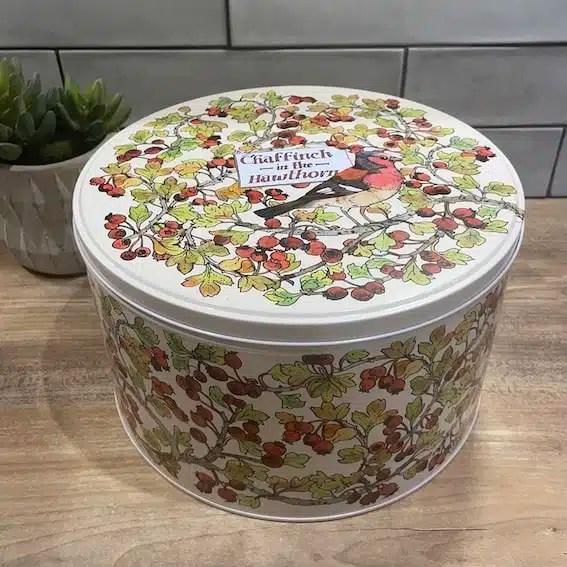 Buy Emma Bridgewater Birds in the Hedgerow Set of 3 cake tins Maison