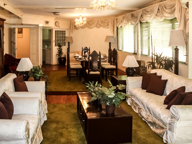 Three bedroom condo unit for rent in The Ritz Towers, Makati