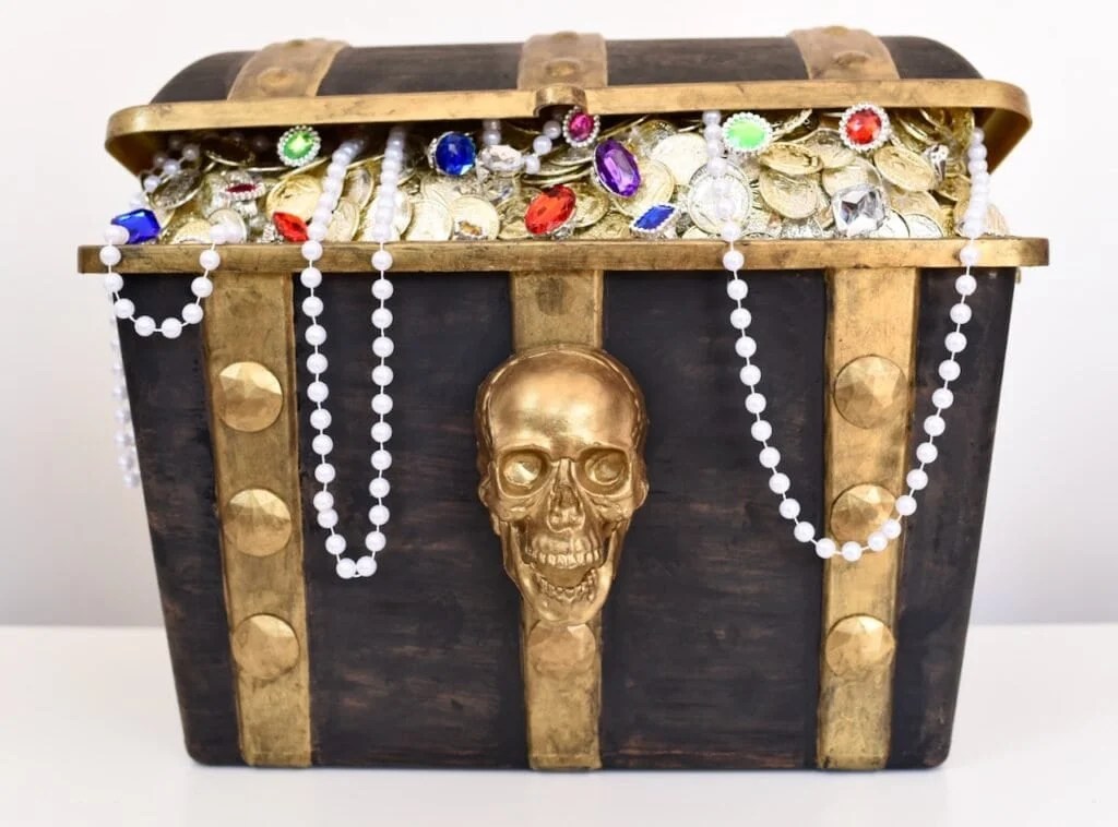 How to Make a Pirate DIY Treasure Chest Make Life Lovely