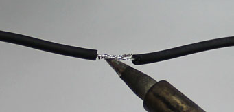 How To Solder: A Complete Beginners Guide - Makerspaces.com