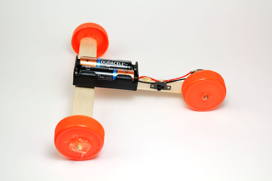 Super Simple STEM Battery Car | Makerspace Project Tutorial