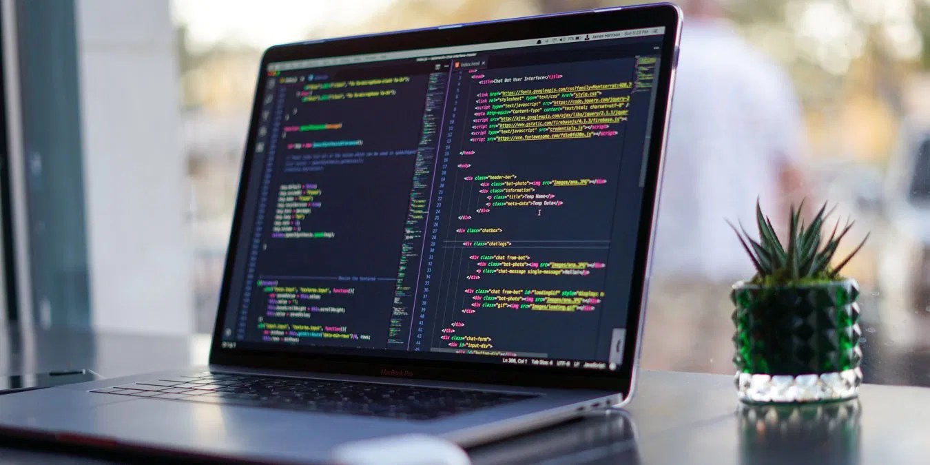 What to Look for in a Programming Laptop Make Tech Easier