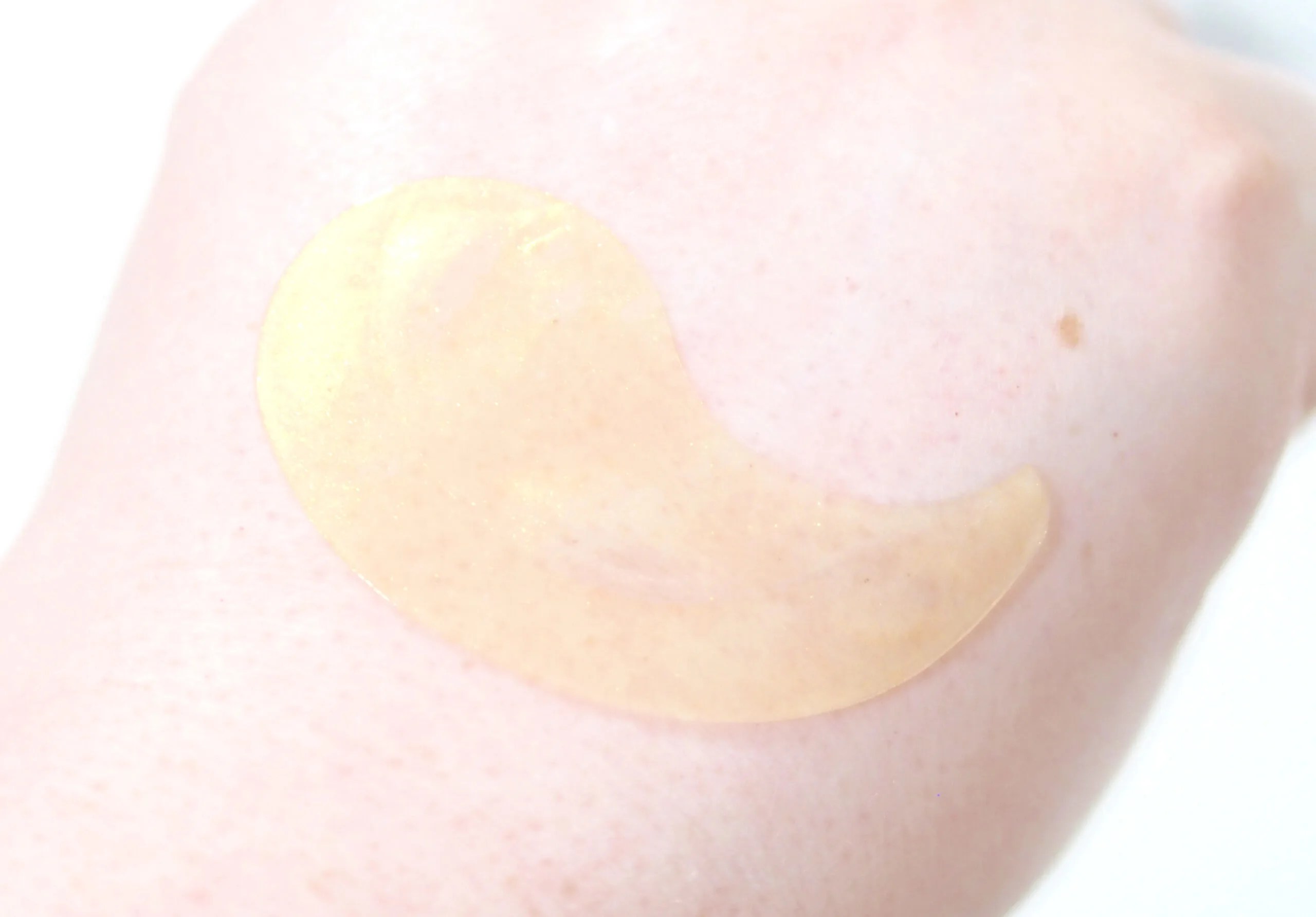 Revolution Skincare Gold Eye Hydrogel Hydrating Eye Patches Review 60